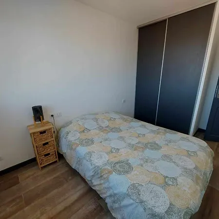Apartment Grau D'agde : Climatise 2 A 20m De La - Fr-1-423-172 Le Grau-d'Agde